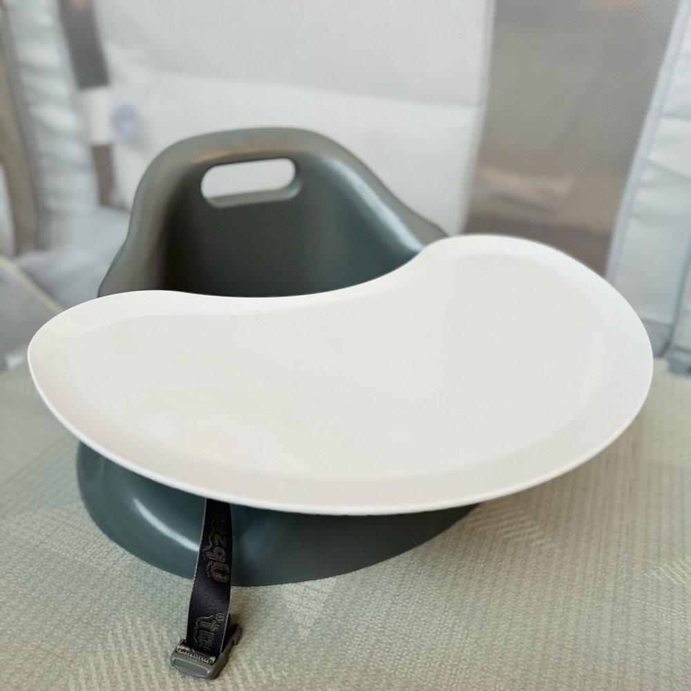 Upseat Baby Seat for Floor or Booster Chair